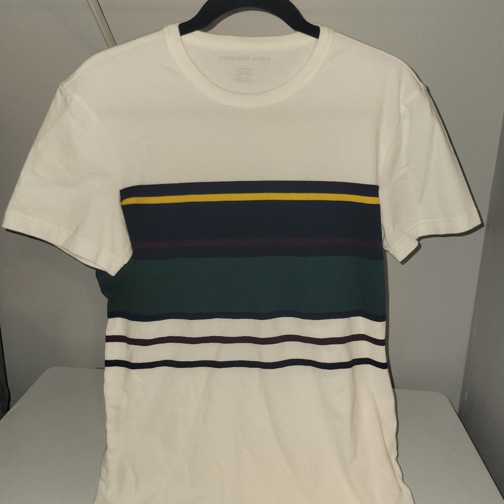 MENS AMERICAN EAGLE EXTRA SMALL T-SHIRT